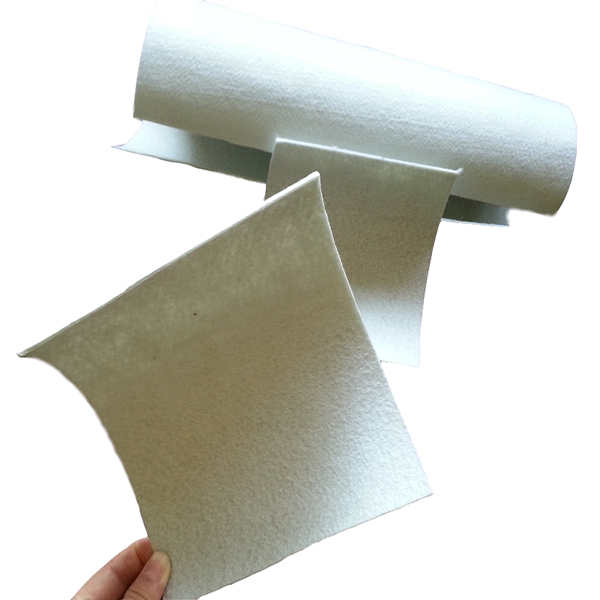 工程剖析:复合土工膜与碎石土坝之间有什么关联?